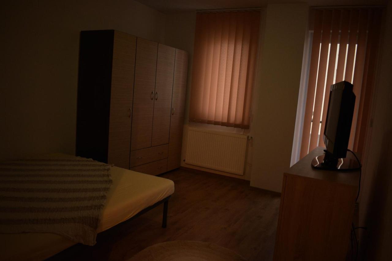 Апартаменти Apartament Alexandru Сібіу Екстер'єр фото